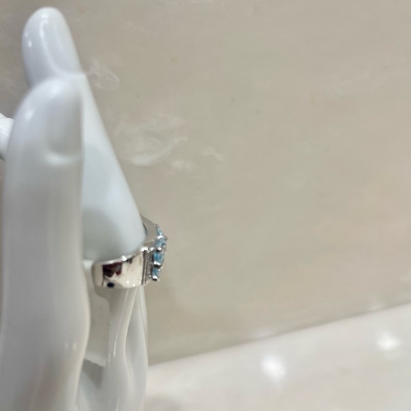 Sale‼️Sterling Silver Topaz Ladies' Ring- Size 7 - - Picture 9 of 12